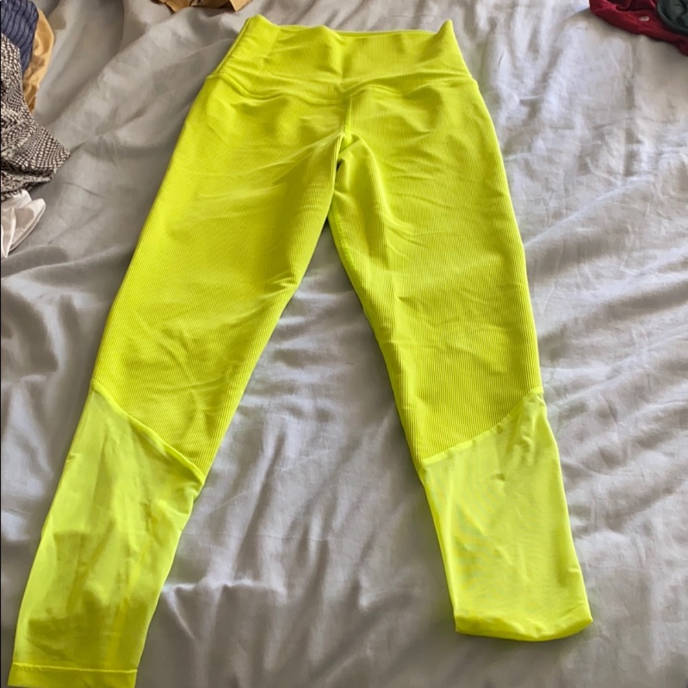 Beach riot legging